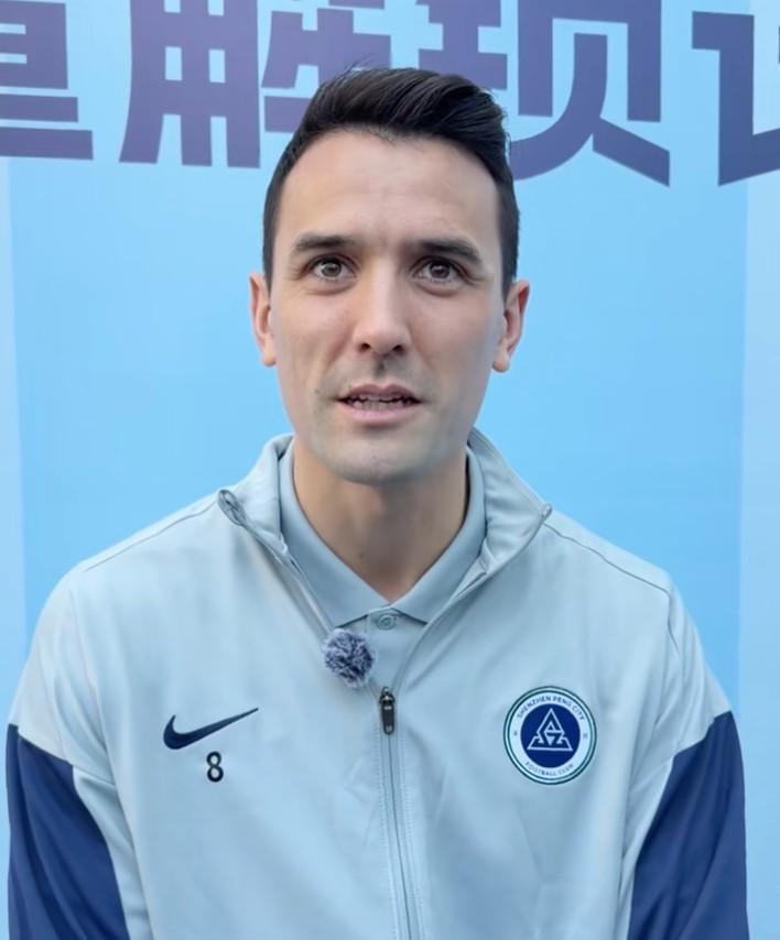 IM电竞登录入口-周定洋：离开成都是一个艰难的决定，新鹏城的雄心说服了我